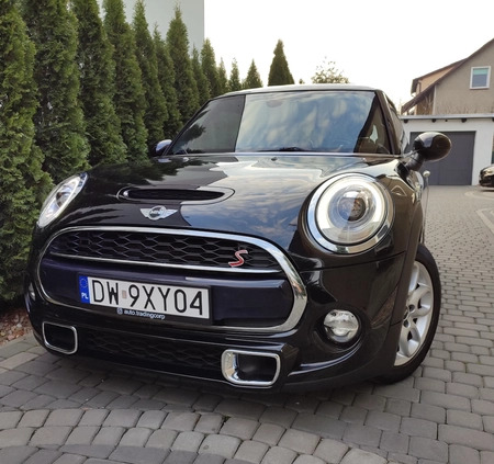 MINI Cooper S cena 69900 przebieg: 150000, rok produkcji 2017 z Szczucin małe 781